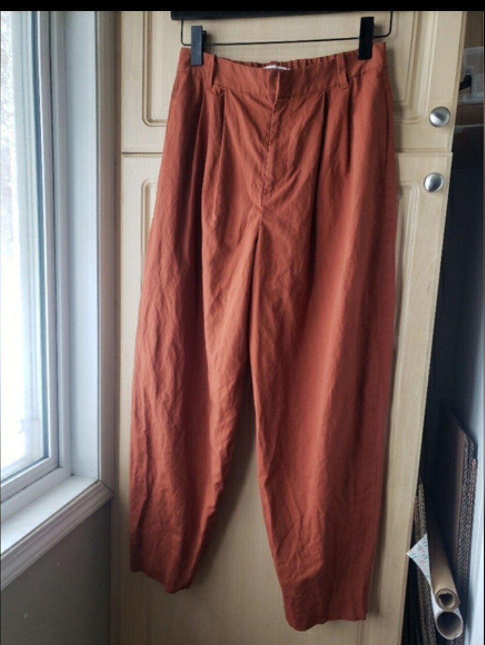Uniqlo Linen Blend High Waisted Women's Pants